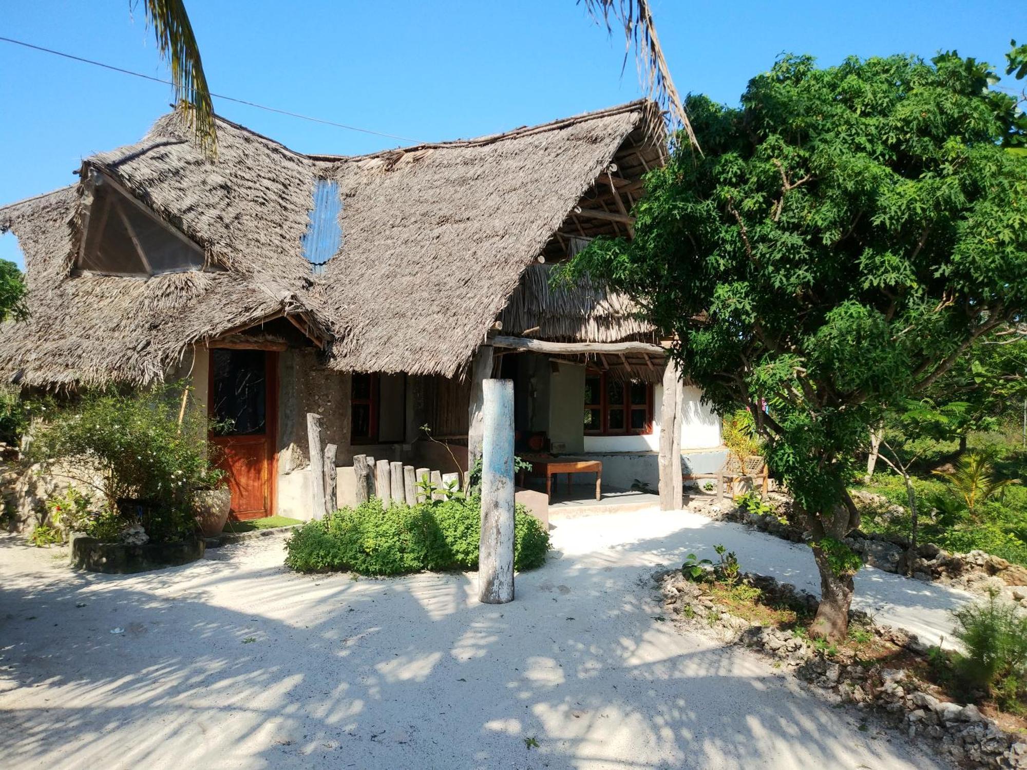 Afya Village At The Sea Michamvi Chambre photo